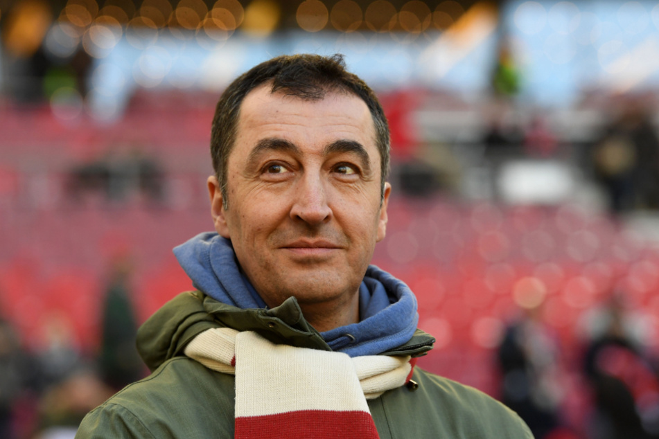 Der frühere Grünen-Chef Cem Ödzemir (54) sorgt sich nach der Randale in Stuttgart um den Ruf der Stadt. (Archivbild)