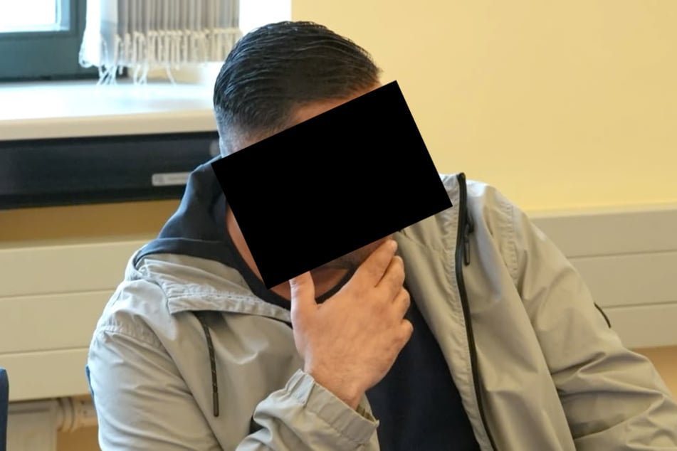 Robert R. (43), ein in Chemnitz lebender Tscheche, musste sich als Geldabholer der Betrügerbande vor Gericht verantworten.