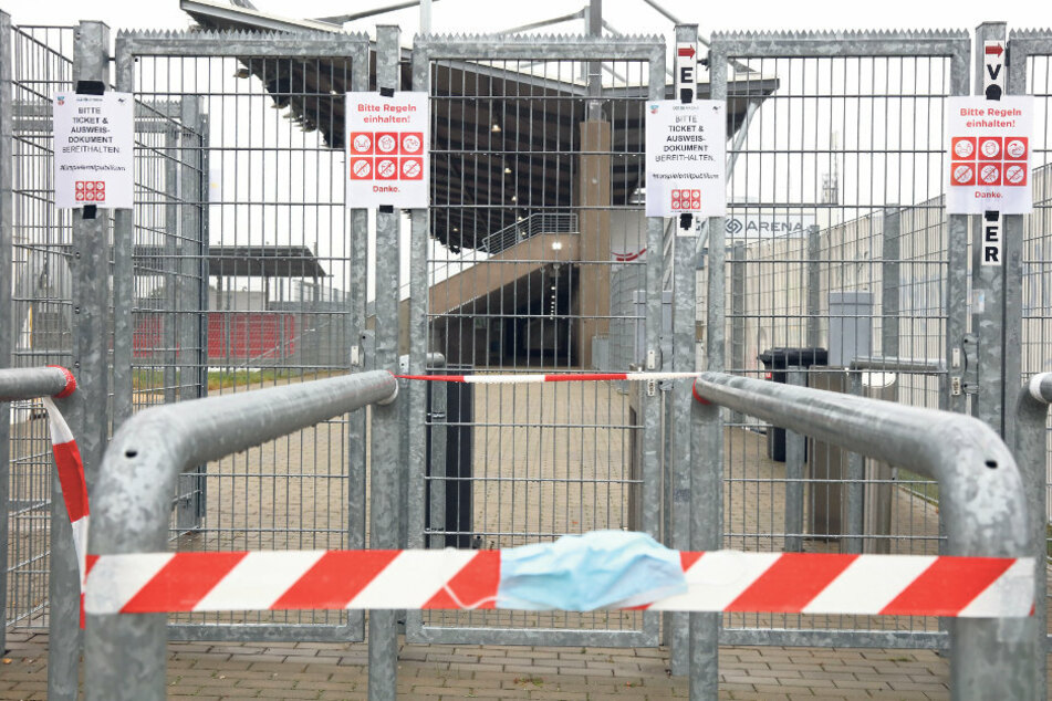 Bitter, aber wegen der Pandemie aktuell nicht zu ändern: Die Tore der Zwickauer GGZ-Arena bleiben am Samstag zum Spiel des FSV gegen den KFC Uerdingen geschlossen.