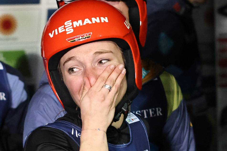 Ordentlich abgehoben: Katharina Althaus (26) ist in Slowenien zum ersten Mal Skisprung-Weltmeisterin geworden.