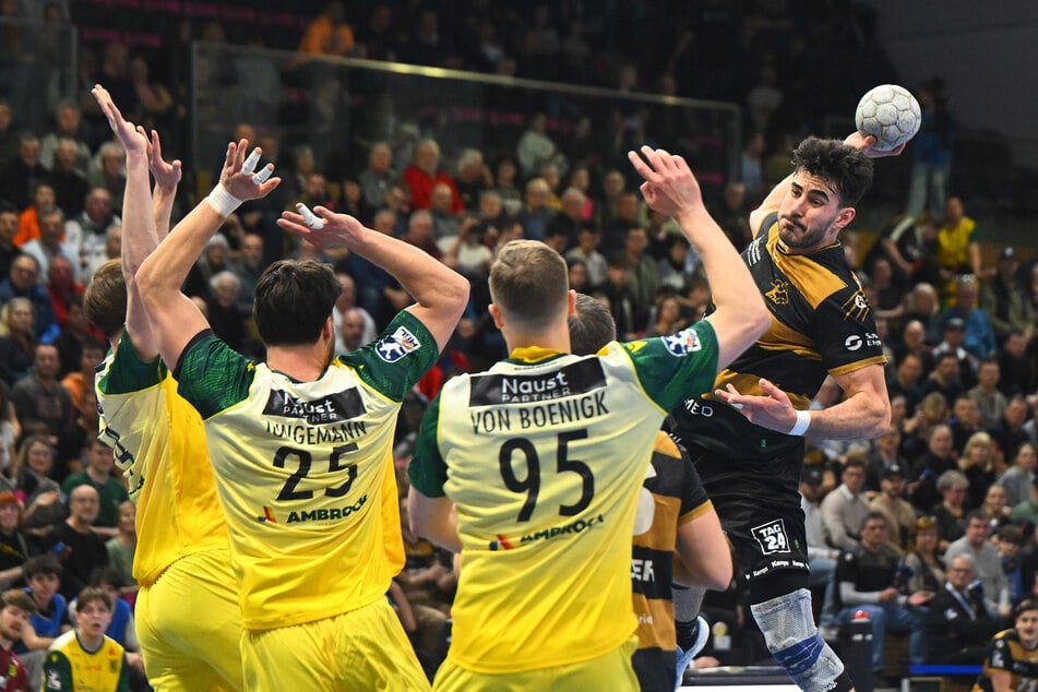 Mit sieben Toren war Doruk Pehlivan (r.) der wichtige Faktor beim HC Elbflorenz.