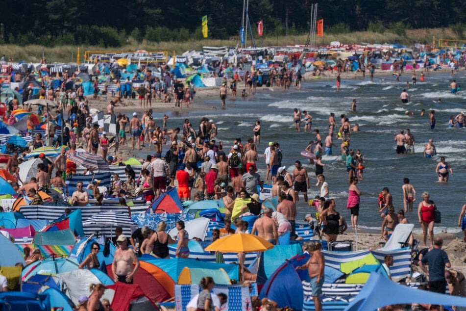 Urlauber stirbt beim Baden in der Ostsee: Wiederbelebung erfolglos