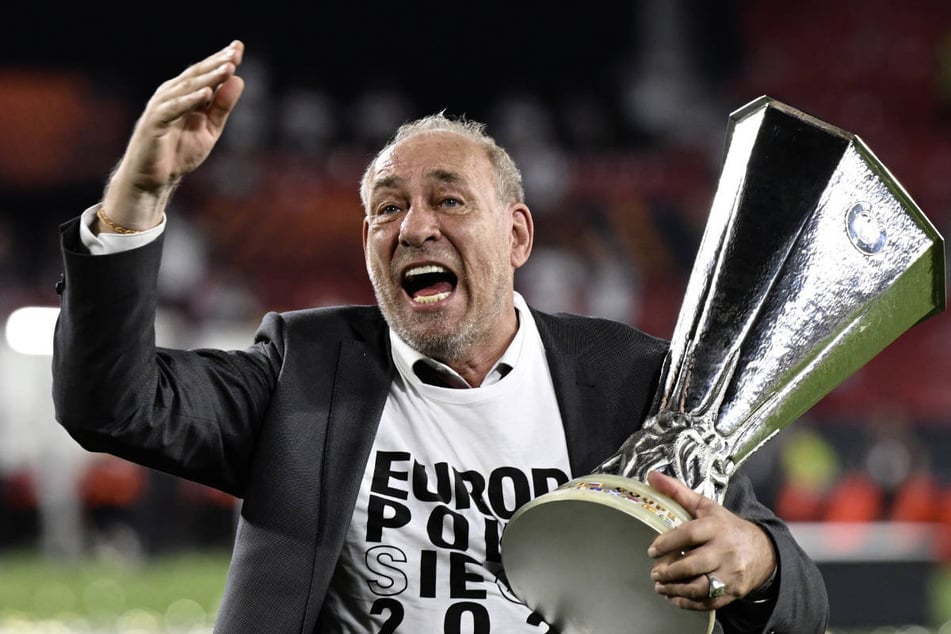 Im vergangenen Jahr feierte Peter Fischer (67) mit der Eintracht den Sieg in der Europa League - einen der größten sportlichen Erfolge in der Vereinsgeschichte.
