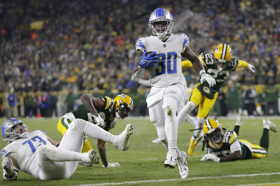 Detroit Lions Jamaal Williams rushed for the game-winning touchdown against the Green Bay Packers.