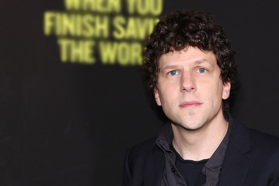 Jesse Eisenberg is getting real about parenthood.