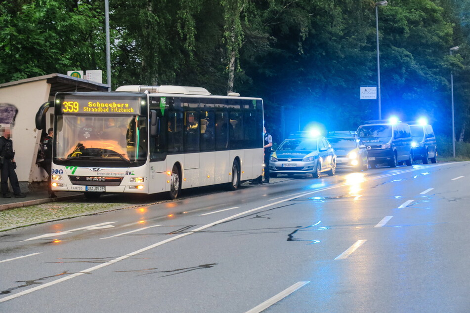 Nach dem Angriff auf einen Eritreer hatte der Busfahrer die Polizei alarmiert.