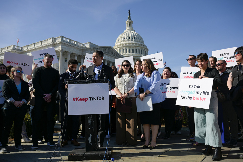 Some Democrats, such as California Rep. Robert Garcia (c.) and Rep. Delia Ramirez of Illinois (6th from r.), oppose the bill, which they argue will only hurt content creators.