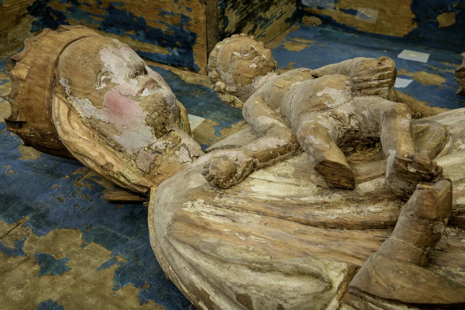 Die über 600 Jahre alte Madonna mit dem Jesuskind im Arm.