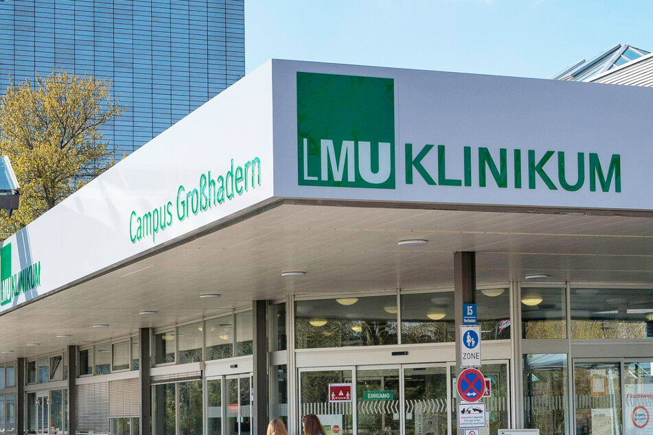 Corona-Wutrede aus Leichenhalle: LMU-Mitarbeiterin sorgt für Wirbel, Klinik knallhart