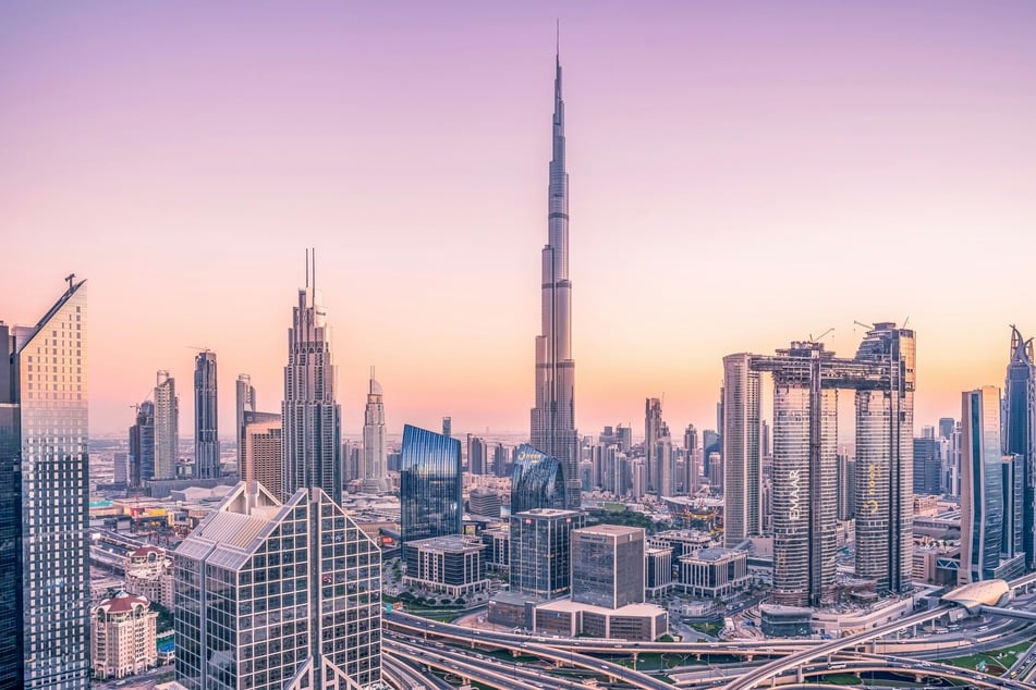 Heimlich abgelöst oder ist der Burj Khalifa noch das höchste Gebäude der Welt?
