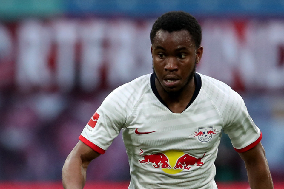 Ademola Lookman soll für ein Jahr an den FC Fulham ausgeliehen werden.