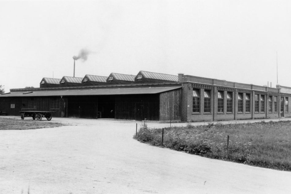 In dieser Fabrik in der Annaberger Straße 282 wurden die Rowac-Hocker hergestellt.
