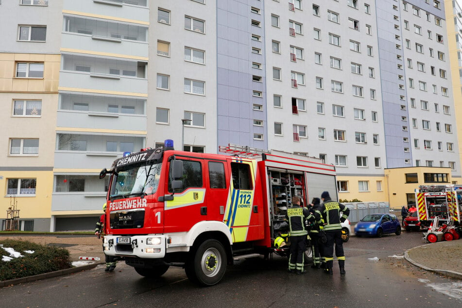 Chemnitz: Wohnungsbrand! Feuerwehreinsatz im Chemnitzer Heckertgebiet