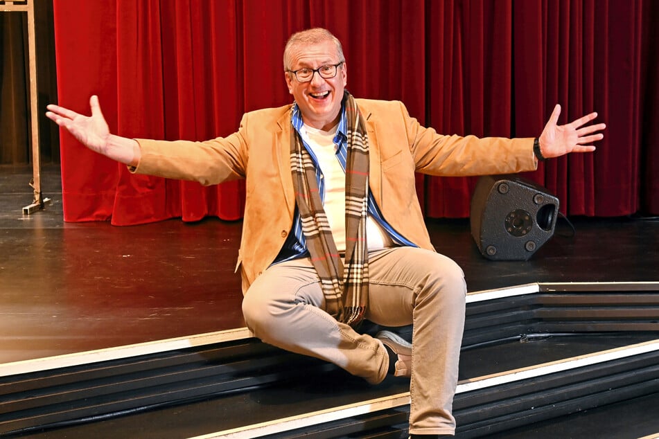 Alexander G. Schäfer (60) lädt zu "Schäferstündchen" in die Herkuleskeule ein.