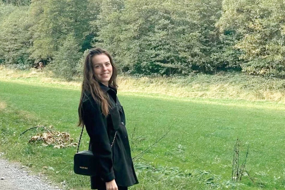 Jennifer ist es bei einer schweren Migräneattacke schlichtweg gar nicht möglich, das Haus zu verlassen.