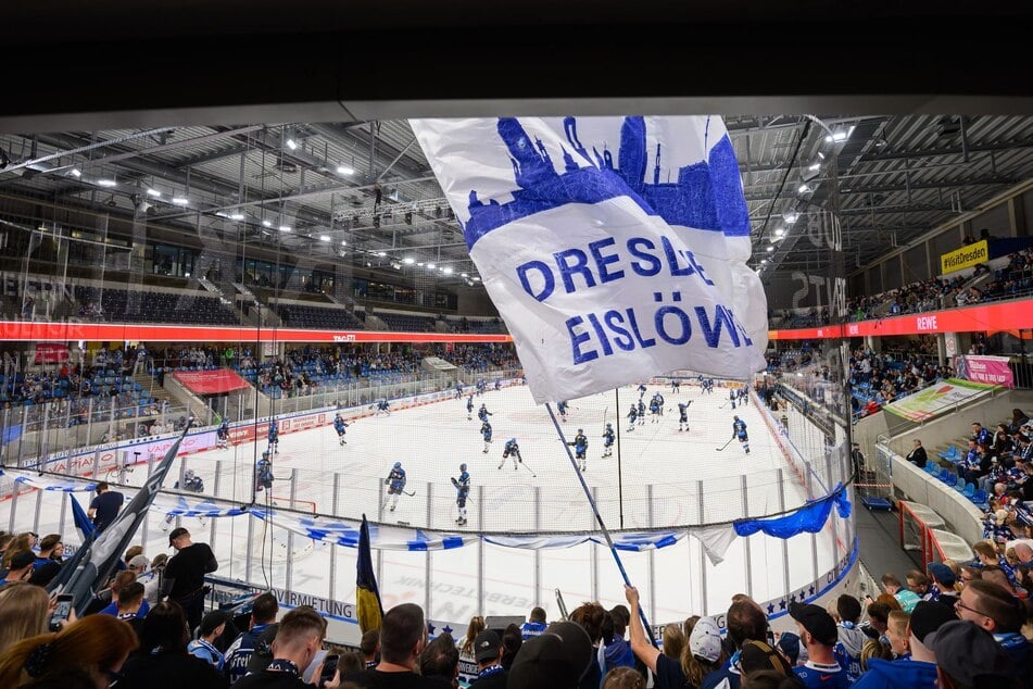 Zuschauer-Magnet Eislöwen: Die Arena platzte in der Saison aus allen Nähten und muss dringend richtig erweitert werden – auf 6000 plus X.