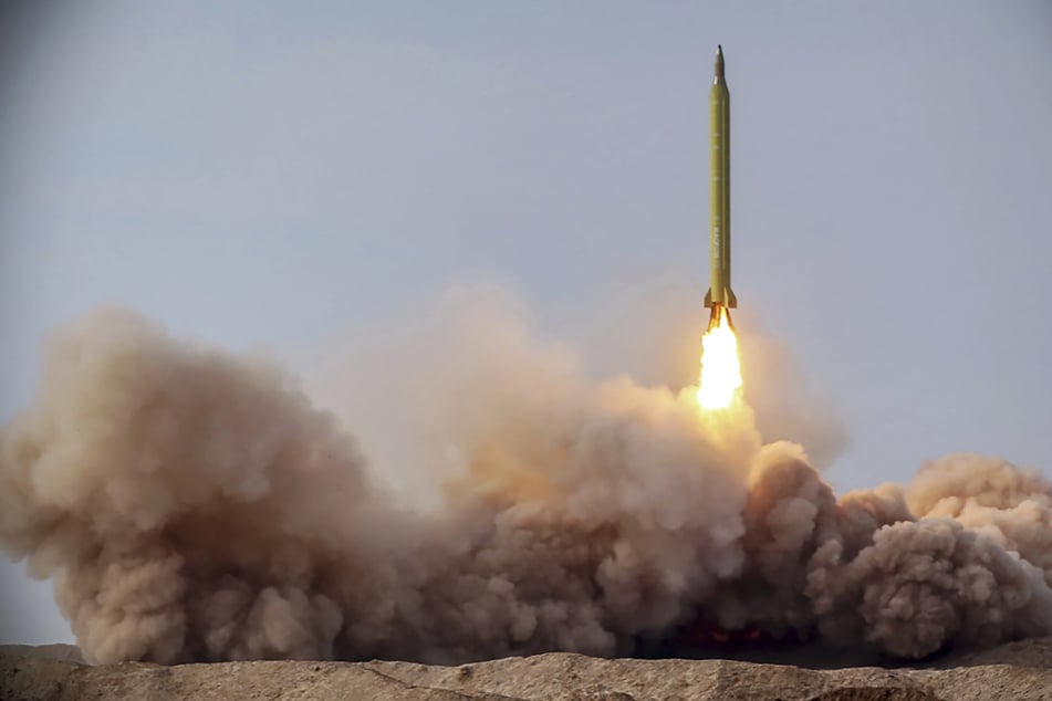 Mehrere Raketen sollen aus dem Iran auf den Irak abgefeuert worden sein. (Symbolbild)