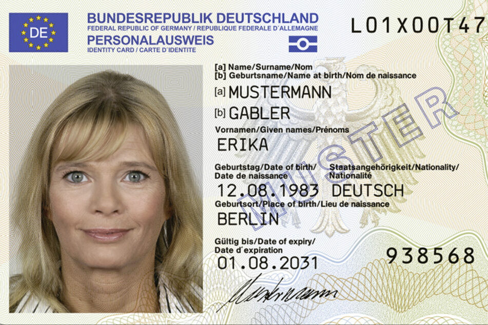 Mit der E-ID entfallen lästige Behördengänge oder Identifikationen in der Postfiliale.