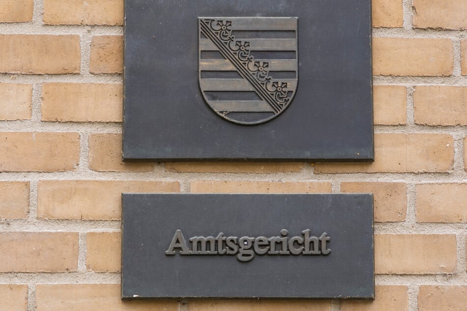 Das Amtsgericht Dresden wird nun über die Eröffnung eines Verfahrens und die Zulassung der Anklage entscheiden. (Archivbild)