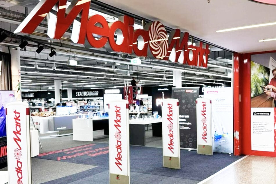 MediaMarkt Siegen – Weidenau auf der Hauptmarkt / Poststraße 1.