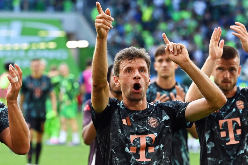 Der Bayer mit dem Stammplatz-Abo: Kult-Kicker Thomas Müller (35) darf selbst entscheiden, ob er als Spieler verlängern möchte.