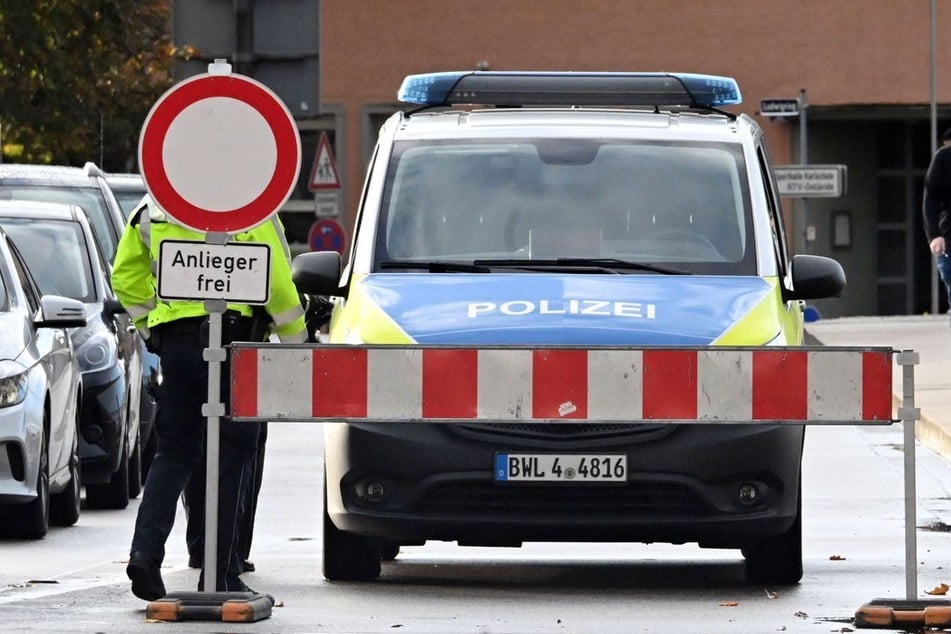 Rund um die Fundstelle wurden alle Gebäude geräumt.