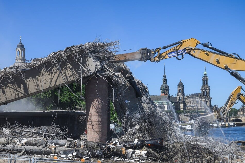 Stadt spart Geld beim Brückenabriss