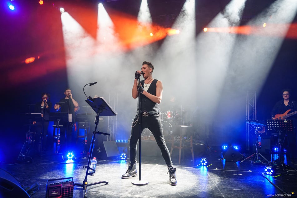 Philipp Richter begeistert beim "Mixtape"-Konzert als Sänger.
