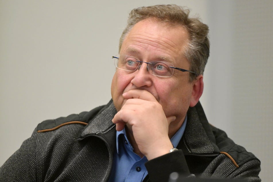 DVB-Pressesprecher Falk Lösch (60) heißt die Klavier-Aktion nicht gut.