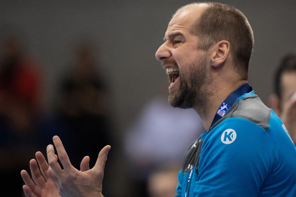 Jürgen Schweikardt (40), Trainer des TVB Stuttgart, ist positiv auf das Coronavirus getestet worden.
