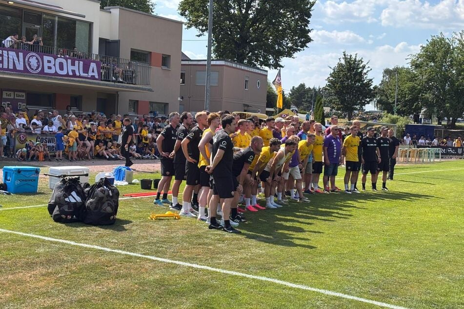 Die erste Trainingseinheit der neuen Saison liegt hinter der Mannschaft von SGD-Chefcoach Thomas Stamm (43).