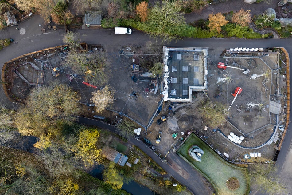 Im Frühjahr sollen die begehbaren Vogelvolieren eröffnen.