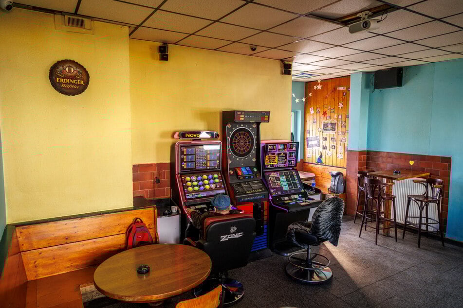 Hier in der "Husch" kann man sich ausleben. Und hast du Geld dabei, dann kannst du ausgeben.