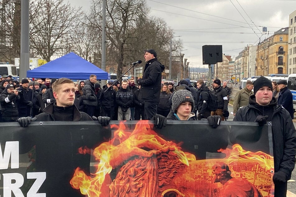 Sven Skoda am Rednerpult.