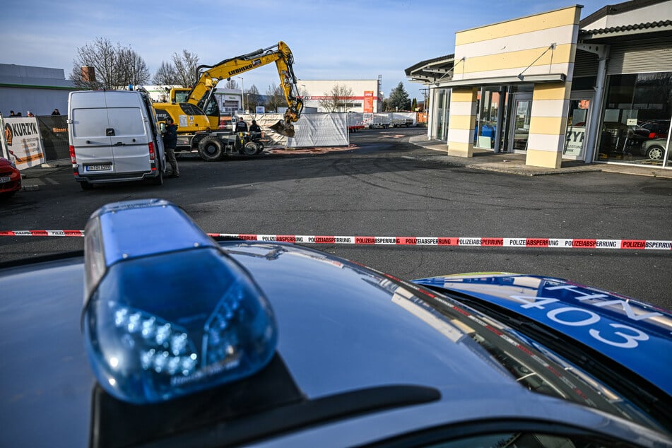 Der Mann (†38) entwendete den Bagger vom Gelände des ehemaligen Arbeitgebers.