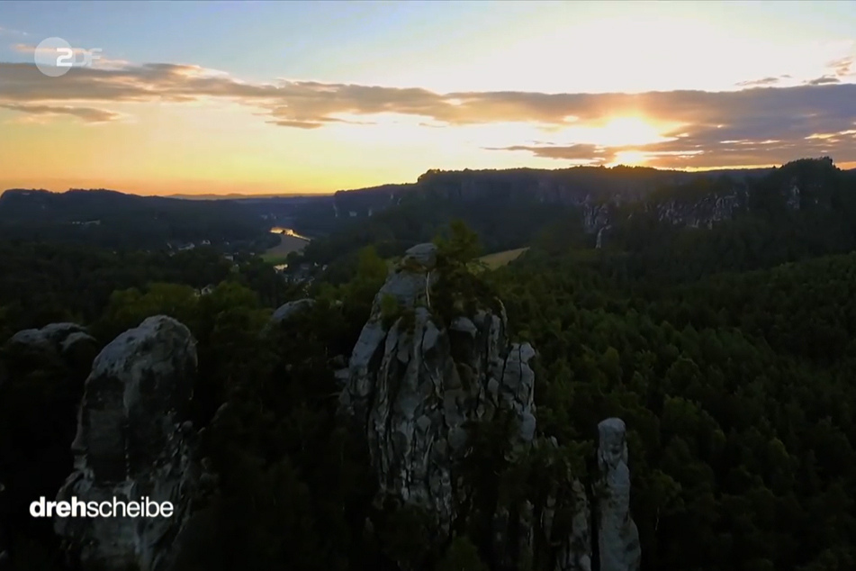 Die Bastei ist die bekannteste Felsformation in der Sächsischen Schweiz - in der ZDF-"drehscheibe" wird sie "beleuchtet".