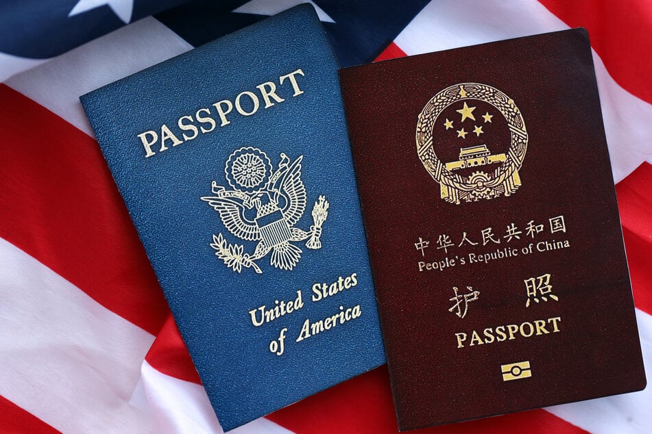 Chinese researchers detained and charged with smuggling toxic fungus into US