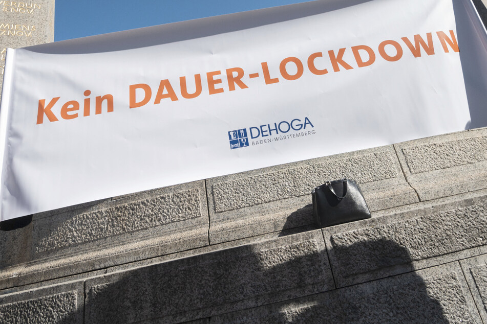 Umfrage: Anlaufstelle für Kritik an Corona-Politik fehlt