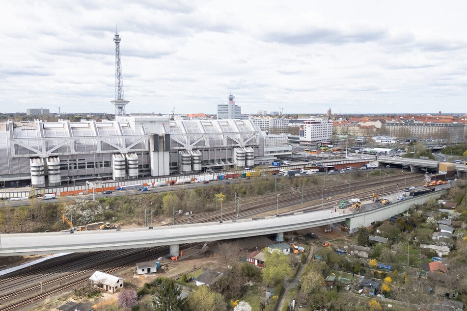 Es ist bereits die vierte Sperrung der A100 im Bereich des Autobahndreiecks Neukölln.