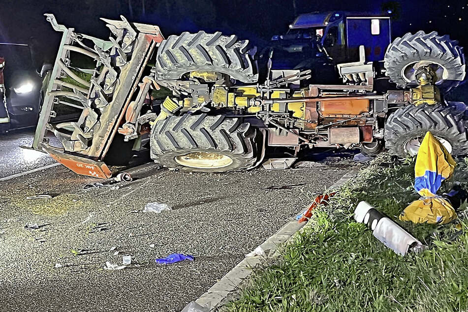 Traktor-Fahrer bei Unfall auf B27 schwer verletzt