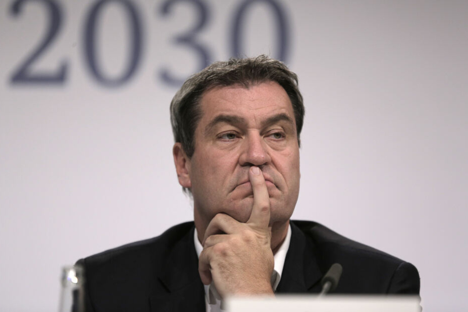 Sogenannten Urwahlen sieht der CSU-Chef als schwierig an und mahnt die Union zur Zurückhaltung.