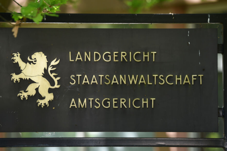 Der Prozess wird vor dem Landgericht Marburg verhandelt.