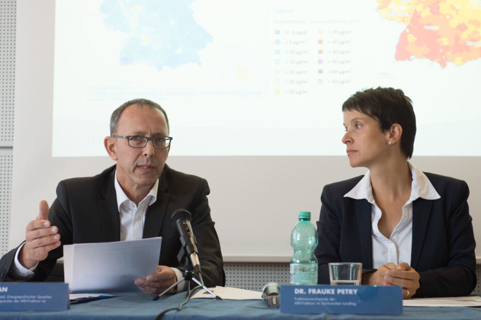 Sachsens AfD-Chef Jörg Urban (54) musste am Freitag als Zeuge im Meineid-Prozess aussagen.