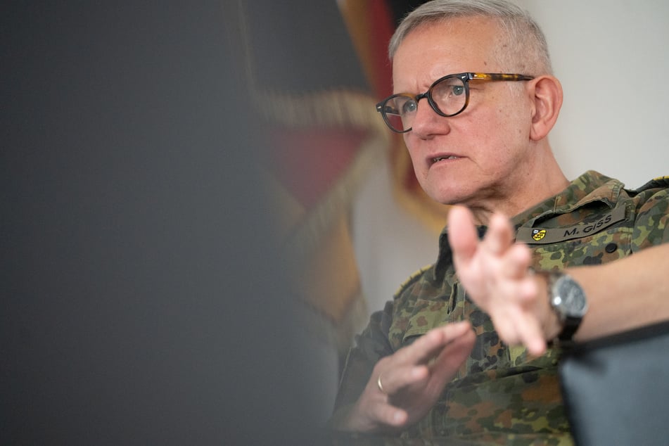 Michael Giss (61) macht auf das Thema Schutzräume aufmerksam.