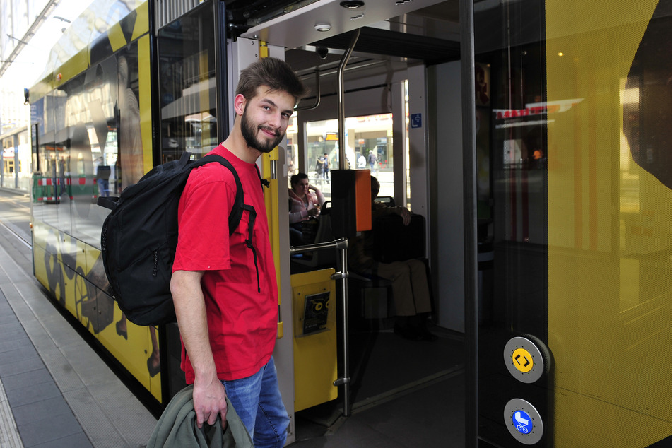 Tim Missullis (21): "Volle Busse und Bahnen - während der Corona-Krise geht das gar nicht."