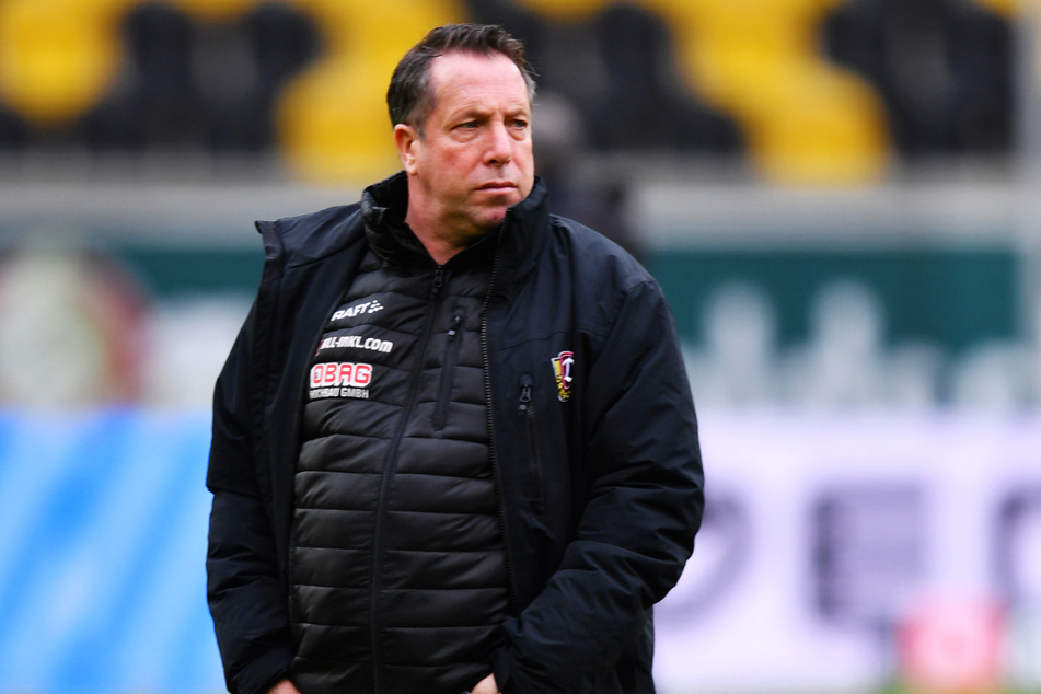 Dynamo-Coach Markus Kauczinski (51) verfiel nach dem 4:0-Sieg seines Teams über den FC Ingolstadt 04 nicht in Euphorie.