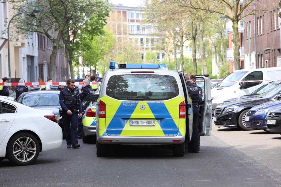 Die Polizei war mit zahlreichen Einsatzkräften vor Ort in Düsseldorf.