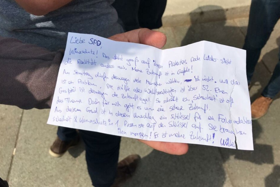 Briefe wie dieser lagen am Samstagmorgen in den Briefkästen der CDU, SPD, Grünen, Linken und FDP.