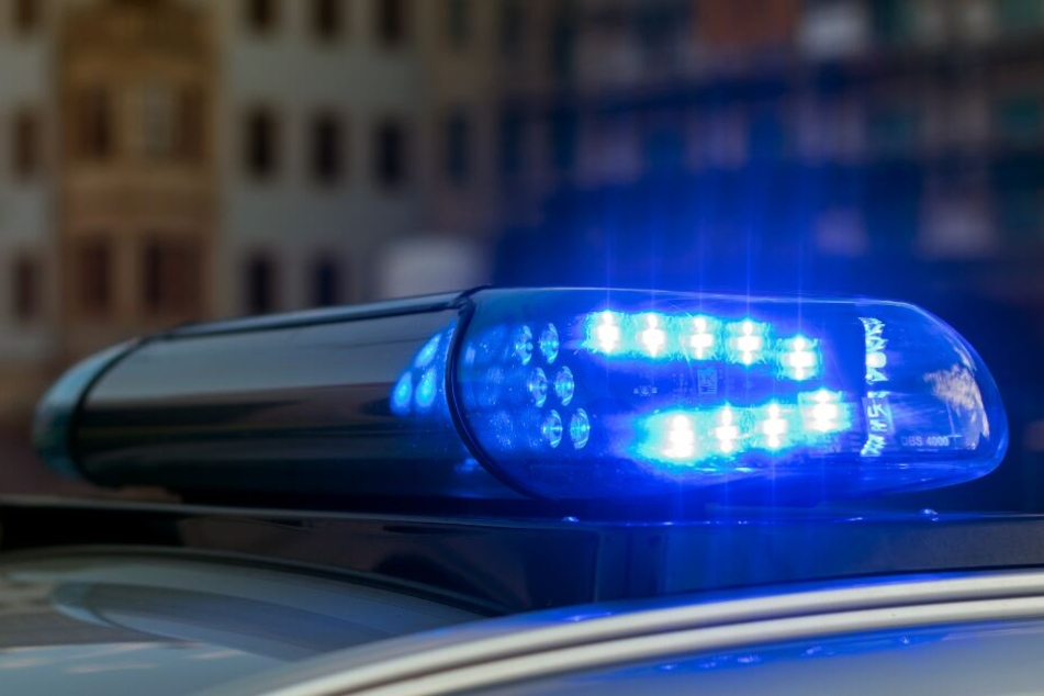 Noch konnte die Polizei nicht viele Angaben zu dem Toten machen. (Symbolbild)