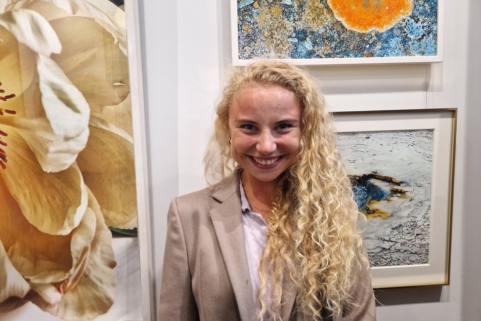 Carla Emmerich (25, "Aktenzeichen XY") war Gast bei der Eröffnungsfeier von Jenny Jürgens (56) Fotoausstellung in der "Livia Lisboa Fotokunst Galerie" in den Hamburger Stadthöfen am Donnerstag.
